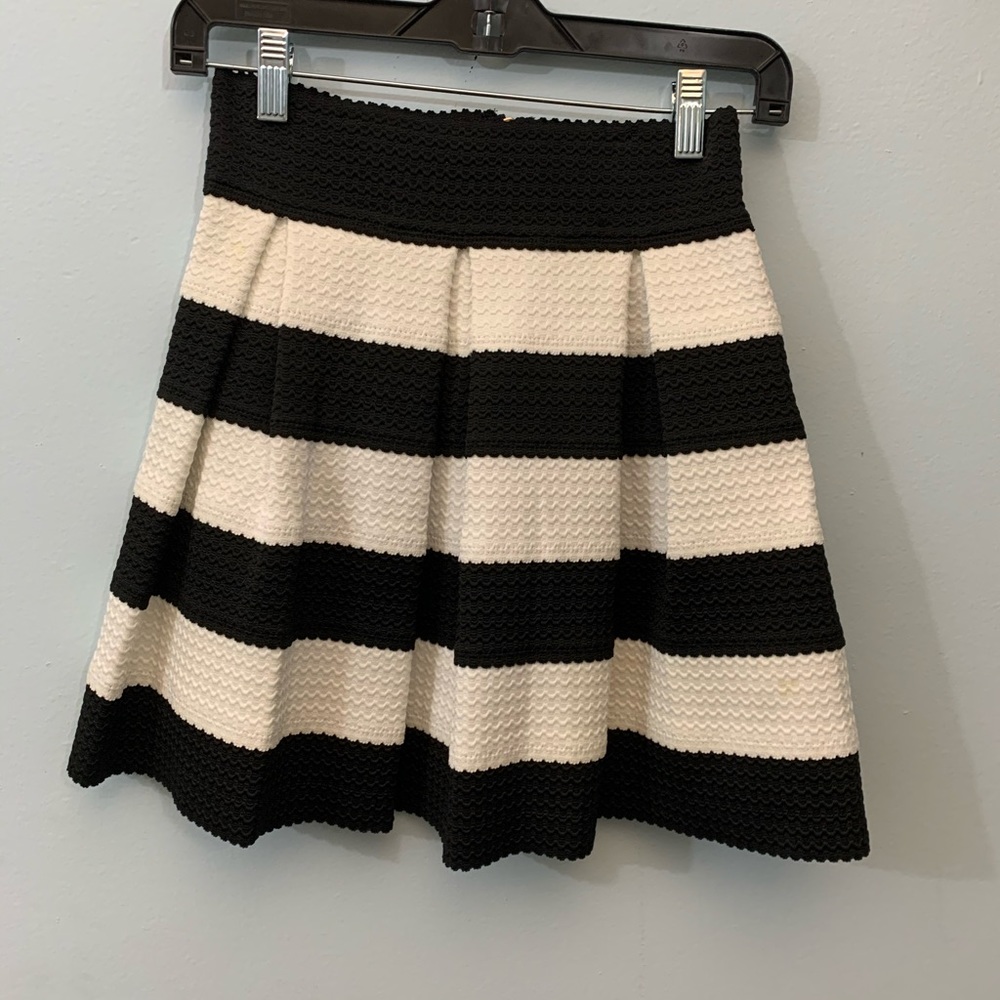 Black and white pleated skirt